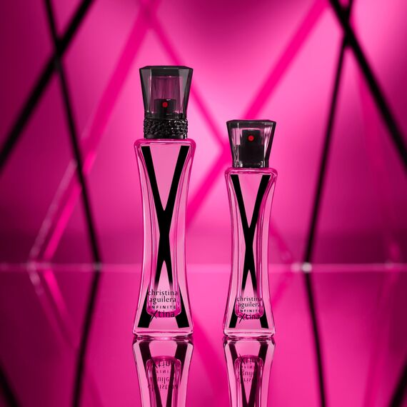 Christina Aguilera - Infinite Xtina, Eau de Parfum, Sprayduft, Fruchtig-blumiger Amber mit Noten von Rosa Guave, Rosa Jasmin und Modernem Amber, Parfüm für Frauen, 30 ml