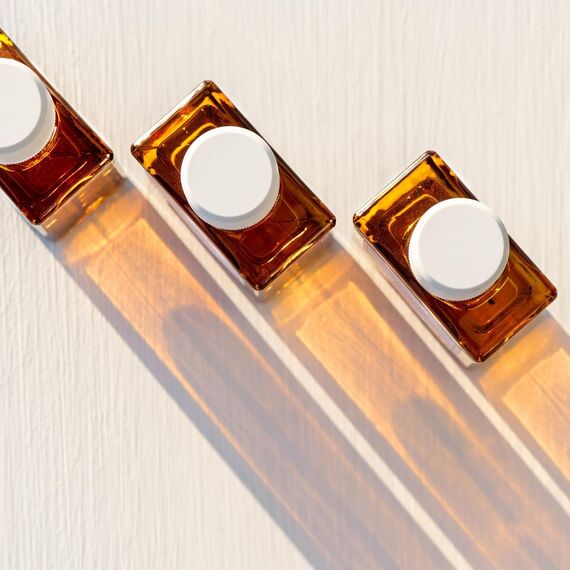 KORRES MOUNTAIN PEPPER Eau De Toilette für Herren, aromatisch-holziger Duft, dermatologisch getestet, vegan, 50 ml