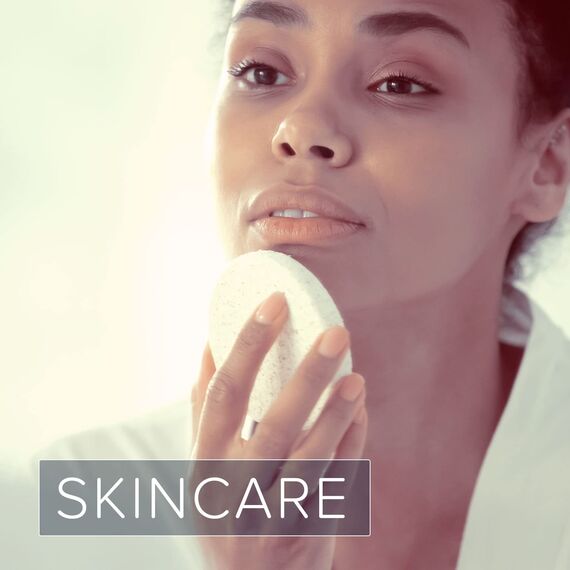 Naissance Teebaumöl (Nr. 109) - 50ml - Naturreines Ätherisches Öl - 100% Naturreines für Naturkosmetik, Aromatherapie, Duftlampe - Duftöl für Aroma Diffuser