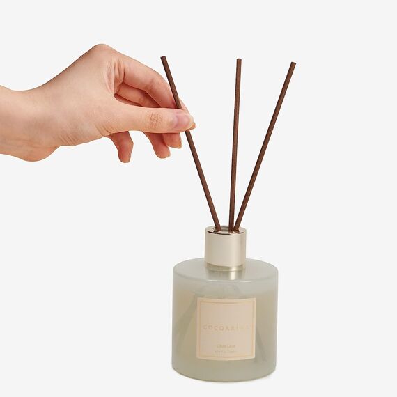 COCORRÍNA Raumduft Reed Diffuser mit 8 Duftstäbchen 200ml- Sauberes Leinen, Natürlich, Langanhaltend, Home Duft ätherisches Öl Reed Diffusor für Badezimmer Regal Dekoration