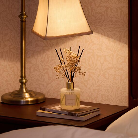 COCORRÍNA Raumduft Reed Diffuser mit 8 Duftstäbchen 200ml- Sauberes Leinen, Natürlich, Langanhaltend, Home Duft ätherisches Öl Reed Diffusor für Badezimmer Regal Dekoration