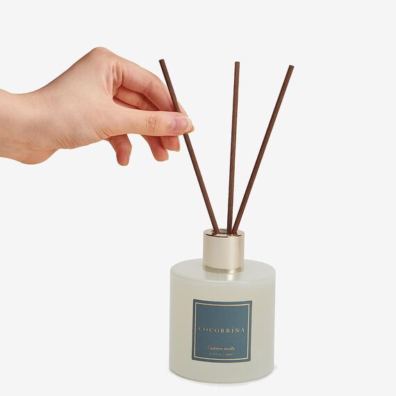 Cocorrína Raumduft Reed Diffuser mit 8 Duftstäbchen 200ml - Kaschmir Vanille, Natürlich, Langanhaltend, Home Duft ätherisches Öl Reed Diffusor für Badezimmer Regal Dekoration