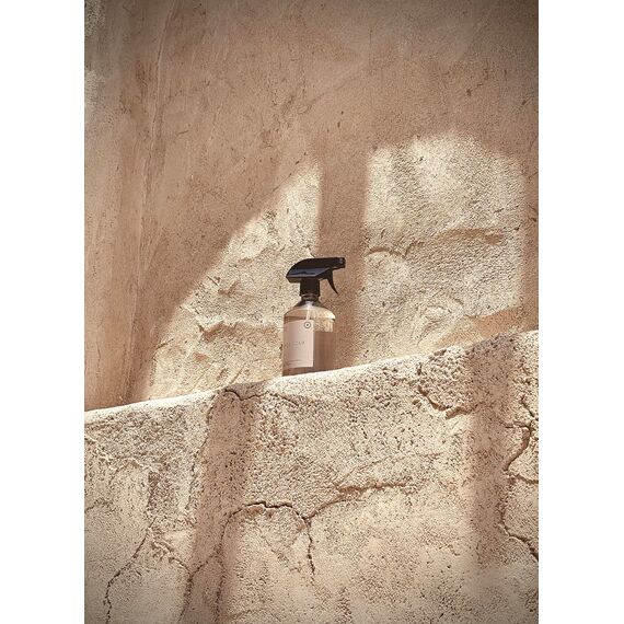 BOHORIA® Raumspray Lufterfrischer mit Frische Wäsche Duft – stimulierender und frischer Raumduft für ein einzigartiges Dufterlebnis – 500 ml (Silk Stories, 500ml)