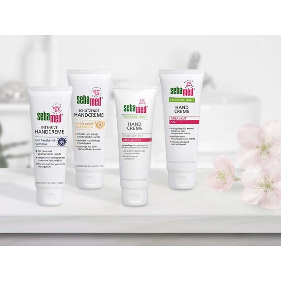 Sebamed Trockene Haut Urea Akut 5% Handcreme parfumfrei 75 ml, pflegt extrem trockene und strapazierte Hände, lindert Rissigkeit und Rauheit