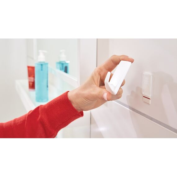 tesa Powerstrips Haken Large ECKIG - Selbstklebender Wandhaken für Glas, Kacheln, Holz, Kunststoff und andere Untergründe - Weiß (Packung mit 2)