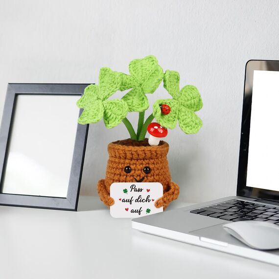 WenmthG Kleiner Glücksbringer Gehäkelte Vierblättriges Kleeblatt Abschiedsgeschenke Glück Geschenke für den besten Freund Kollegen Reisende Reise, Pocket Hug Vierblättriges Kleeblatt Reise Geschenk