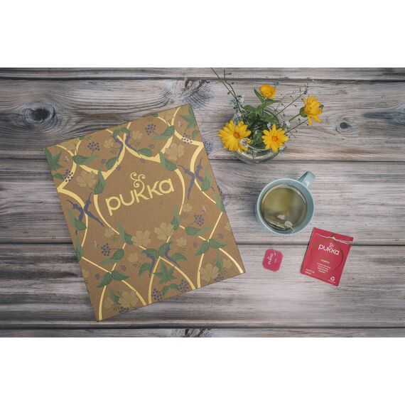 Pukka Tee Geschenkset, Bio Selection Box "Relax", Manuka Honig, Kamillentee, Tee Set, Ideal für jeden Anlass, Geschenkidee, 5 Varianten,45 Teebeutel