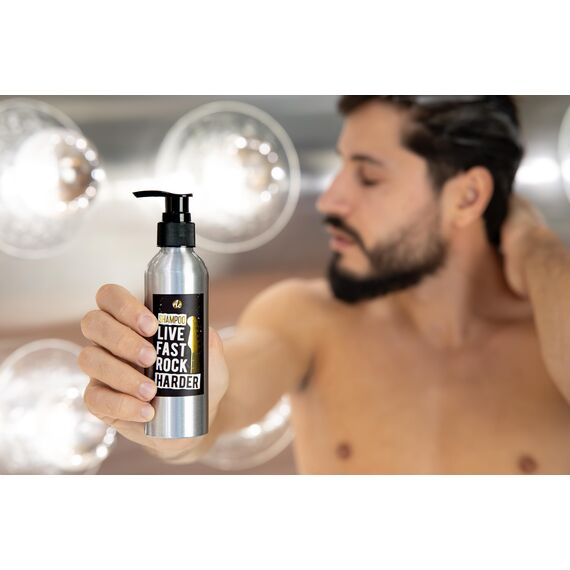 Accentra Geschenkset ROCKSTAR, Pflegeset in Metall Gitarre in braun mit Duschgel, Shampoo, Seife und Handtuch, als besondere rockige Geschenkidee für Geburtstag, Vatertag, Muttertag und Weihnachten