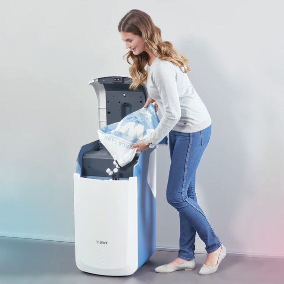 BWT Perla Tabs 100 kg | Regeneriersalz für Enthärtungsanlagen | 99,9% Reinheitsgrad | Praktische 10 kg Säcke | Optimale Pflege | 10 x 10 kg Säcke