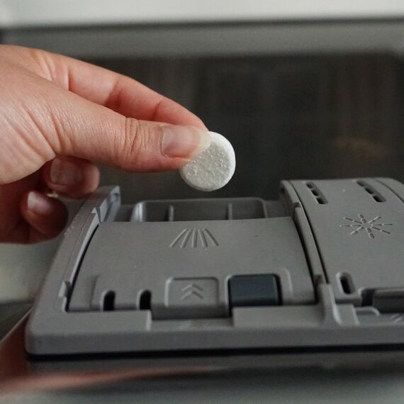 Kuno Spülmaschinentabs - 480 Tabs - Biologisch abbaubare Geschirrspültabs ohne Plastik - Effektive Reinigung - Frischer Lemongrass Duft (4er Pack, 480, stück)