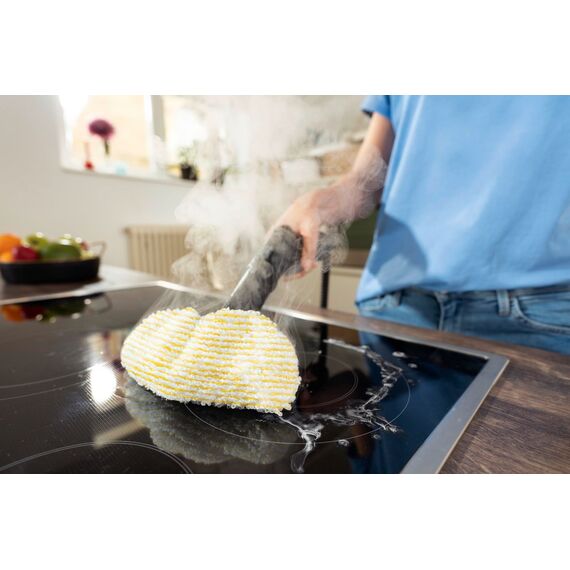 Kärcher Dampfreiniger SC 3 Deluxe, Dampfdruck: 3,5 bar, Aufheizzeit: 30 s, Leistung: 1.900 W, Flächenleistung: 75 m², Tank: 1 l, mit Bodenreinigungsset, Mikrofaser-Bezug, Düsen und Rundbürste