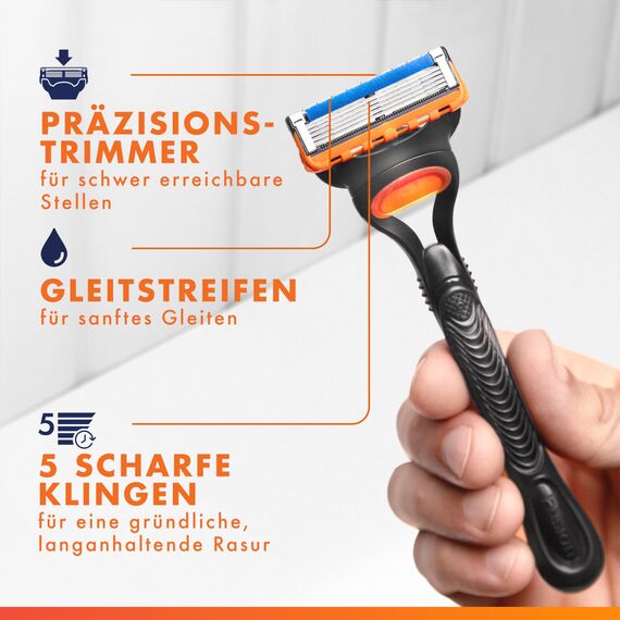 Gillette Fusion5 Rasierer für Männer UEFA Champions League Special Edition, 1 Gillette Rasierer, 12 Ersatzklingen, Mit Gleitstreifen und 5 Klingen für eine gründliche, langanhaltende Rasur