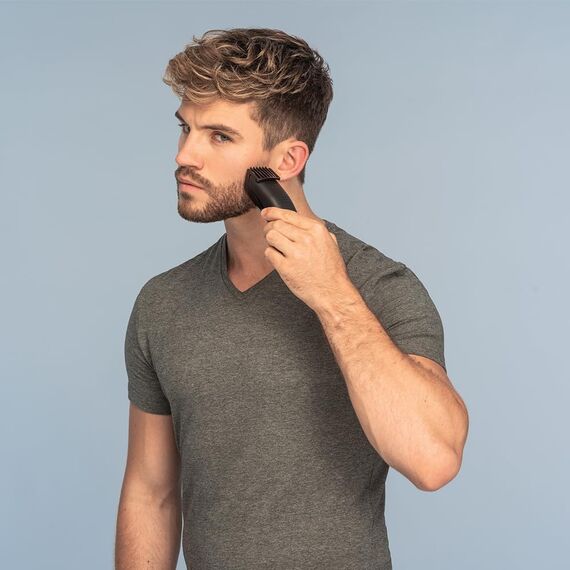 Remington Barttrimmer [17 Längeneinstellungen 0,4-18mm] Bartschneider Style Series (selbstschärfende titanbeschichtete Klingen, Zoomrad zur Einstellung, Netz-/Akkubetrieb, 60 Min.Akkubetrieb) MB5000