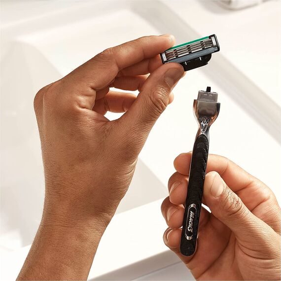 Gillette Mach3 Rasierklingen, 18 Ersatzklingen für Nassrasierer Herren mit 3-fach Klinge, 18 Stück (1er Pack)