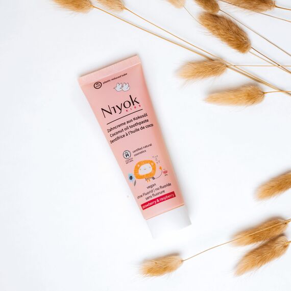Niyok Bio Zahncreme für Kinder 75ml (3er Set) schützt Zähne & Zahnfleisch, Natürliche Kinder Zahnpasta ohne Fluorid, Vegane Kinderzahncreme, Mit fruchtigem Erdbeere & Himbeere Geschmack
