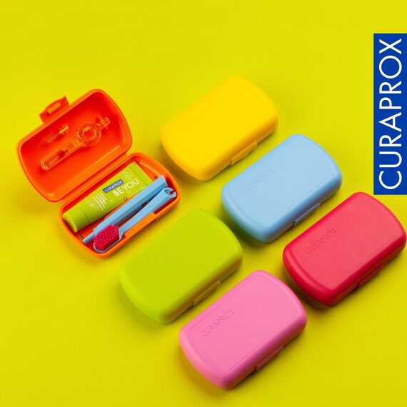 Curaprox Reiseset - CS 5460 Zahnbürste mit 'Be You' Zahnpasta | 2 CPS Prime Interdentalbürsten 07 und 09 / Zahnpflegeset 9,5 cm x 6 cm/Pink/Hergestellt in der Schweiz