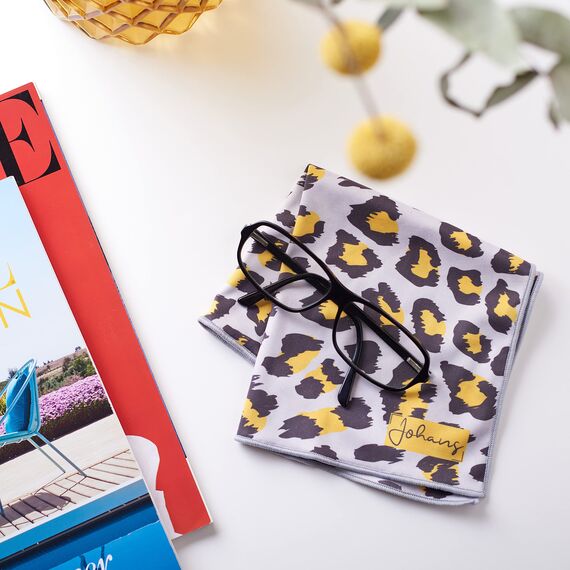 Johans® XXL Mikrofasertuch zur Reinigung von Smartphone, Tablet, Brille, Display, Kamera | Displaytuch, Brillenputztuch, Reinigungstuch | Optikerqualität in 30x30cm (3er Bundle)