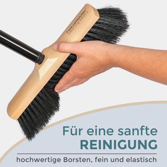 Hausfelder Besen mit Stiel, Haushaltsbesen & Zimmerbesen 30cm breit, Holz Kehrbesen mit weichen Borsten für Innen, Stubenbesen Indoor schwarz