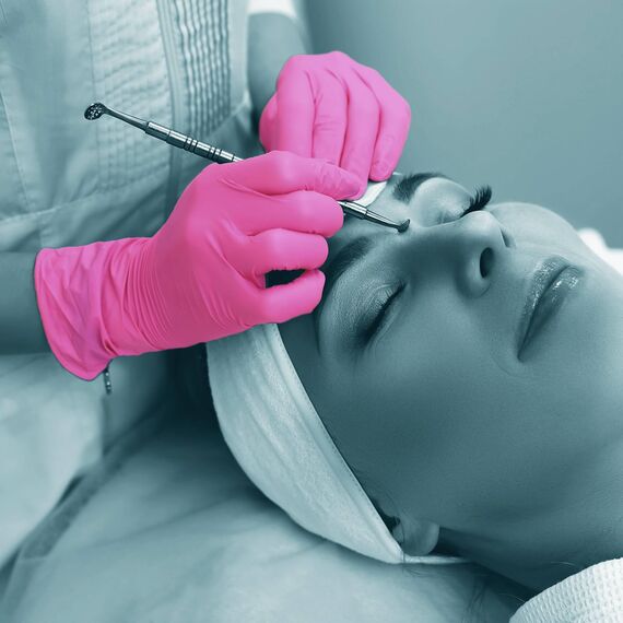 UNIGLOVES Magenta Pearl Nitril-Untersuchungshandschuhe - vielseitig einsetzbar, puderfreie und latexfreie Einweghandschuhe - Box mit 100 Handschuhen, Magenta, Größe S (GP8502)