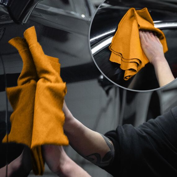 com-four® 4X Profi-Wischtuch - extrem saugstarkes Reinigungstuch - Auto Putztücher - Wiederverwendbare Lappen - waschbar, fusselfrei, antibakteriell - saugfähiges Putztuch (50x68-4 Stück - orange)