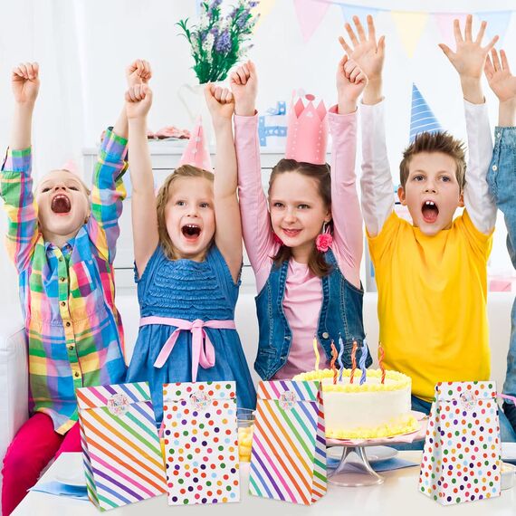 Flintronic 18 Stück Papiertüten, Geschenktüten Kindergeburtstage mit Aufkleber, 24 cm * 13 cm * 8 cm Candy Tüten zum Mitgebsel Kindergeburtstag Mädchen, Giveaways, Hochzeit