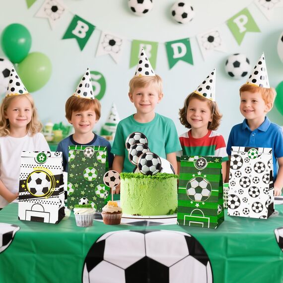 Fußball Party Taschen, 16 Stück Fussball Geschenktüten Papier mit 24 Aufkleber, Football Party Bags Tüten zum Mitgebseltüten Gastgeschenke, Kindergeburtstagen Geburtstagstüten für Süßigkeiten