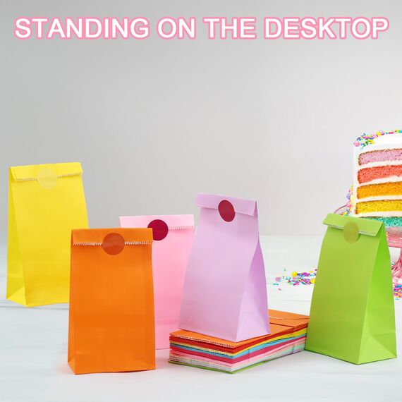 40 Stück Geschenktüten Kindergeburtstag, Mitgebsel Tüten mit 60 Aufkleber, Bunt Papiertüten Kindergeburtstag, Geburtstagstüten Kinder, Geschenktüten Klein für Mitgebsel Kindergeburtstag, Party