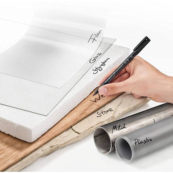 STAEDTLER permanent Marker Lumocolor, blau, Linienbreite ca. 1,0 mm, wisch- und wasserfest, Made in Germany, nachfüllbar, lange Lebensdauer, 10 blaue Universalstifte im Kartonetui, 317-3