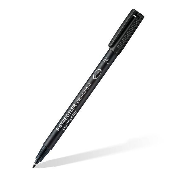 STAEDTLER permanenter Universalstift Lumocolor, wisch- und wasserfest, sekundenschnell trocken, nachfüllbar, Linienbreite 0,6 mm, 4 schwarze Marker in stabiler STAEDTLER Box, 318-9WP4HZ