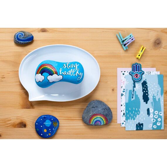 edding 780 Glanzlackmarker - gold - Packung mit 1 Lackmarker - extra-feine Rundspitze 0,8 mm - Lackstift für Glas, Stein, Holz, Kunststoff und Papier - wasserfest, stark deckend, sehr dünn