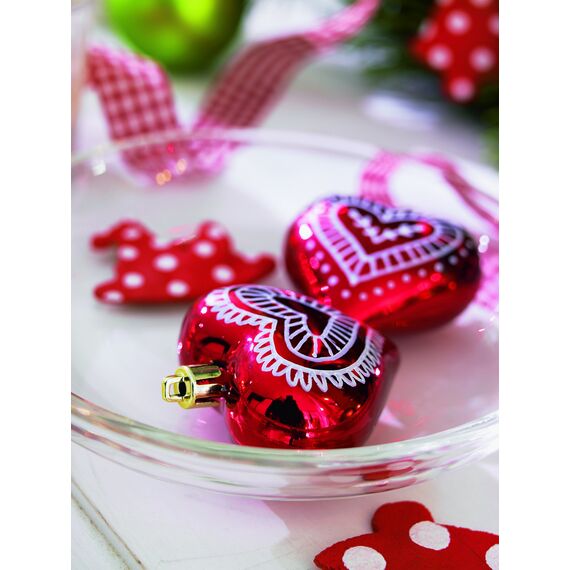 edding 780 Glanzlackmarker - gold - Packung mit 1 Lackmarker - extra-feine Rundspitze 0,8 mm - Lackstift für Glas, Stein, Holz, Kunststoff und Papier - wasserfest, stark deckend, sehr dünn