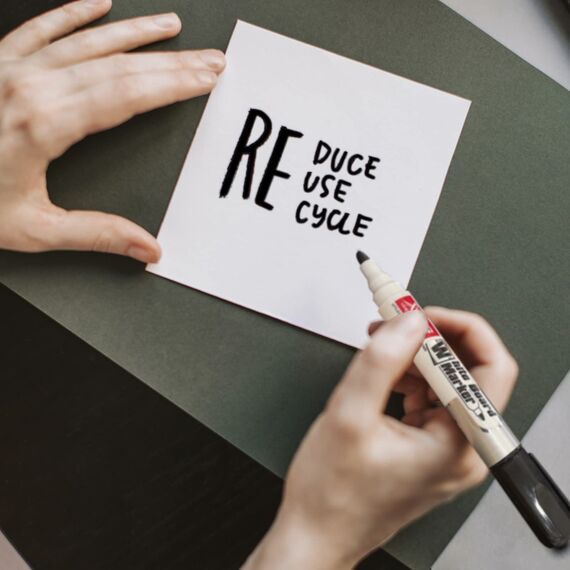 Whiteboard Marker,12 Marker Stifte,Trocken Abwischbar, Rundspitze 3mm,4 Farben Whiteboard Stifte Rundspitze Set Perfekt für Zuhause Schule Büro12er Pack