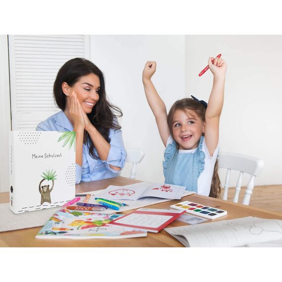 OLGS Sammelordner Meine Schulzeit | Schulordner Tiere | Erinnerungsordner Schule, Zeugnismappe, Praktikum | Ordner für Kinder, Ringordner, Aktenordner mit Griffloch DIN A4 Platz für 350 Blatt - Affe