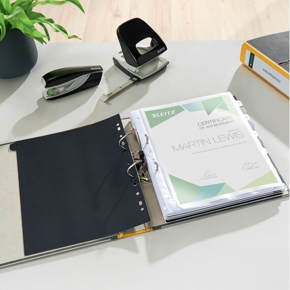 Leitz Qualitäts-Ordner, 20er Pack, das Original, DIN A4 Aktenordner schmal, 5 cm breit, Wolkenmarmor-Papier, Recycling-Ordner, Blauer Engel, Mit 180° Mechanik, Höchste Stabilität, Gelb, 10505015