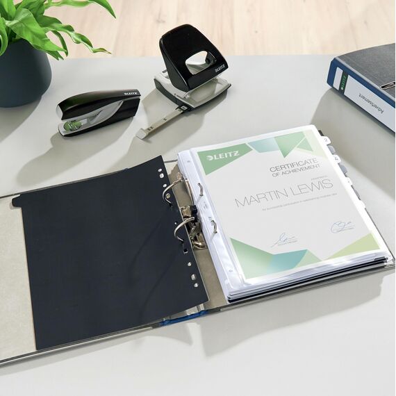 Leitz Qualitäts-Ordner, 20er Pack, das Original, DIN A4 Aktenordner schmal, 5 cm breit, Wolkenmarmor-Papier, Recycling-Ordner, Blauer Engel, Mit 180° Mechanik, Höchste Stabilität, Blau, 10505035