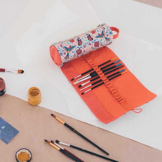 Grupo Erik Mäppchen Frida Kahlo Stiftrolle - Federmappe 20,5 x 8,5 x 8,5 cm - Mäppchen Groß - Federmäppchen Mädchen und Jungen