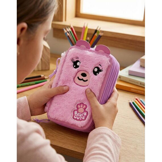 3-Fach Federmäppchen für Mädchen – 45-teilig mit radierbaren Gelstiften – Julian Ross Flauschiges Mäppchen in Rosa mit Bärenmotiv – Wie EIN Plüschtier – Ideal für Schule & Geschenk