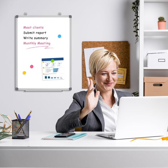 DOLLAR BOSS Magnetisches Whiteboard, 45X60CM Magnettafel Magnetpinnwand mit 2 Whiteboard Stifte, 8 Magnete and 1 White Board Radiergummi, für Schule & Küche und Büro, aufhängen, keine Bohrung