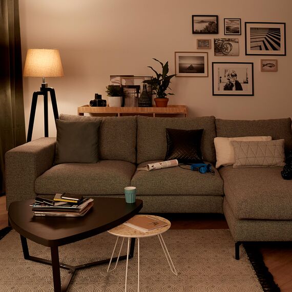 Philips LED Classic E27 Lampen 6-er Pack (75 W), matte LED Lampen mit warmweißem Licht, energiesparende Lampen mit langer Nutzlebensdauer, neue Generation