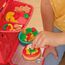 Play-Doh Pizza-Lieferspaß, Scooter und Spielküche, 10 Dosen Knetmasse zum Pizza Backen, Bastel-Set inklusive vieler Accessoires und Werkzeuge, kreative für Kinder ab 3 Jahren