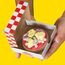 Play-Doh Kitchen Creations Pizzabäckerei, 4 x 57g Dosen und 2 x 28g Dosen Knetmasse, Bastel-Set mit Küche und Werkzeuge zum Backen und kreativen Spielen, für Kinder ab 3 Jahren
