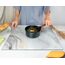 Kitchenville Glasschneidebrett 50×40 cm – Hygienisches Schneidebrett aus gehärtetem Glas – Hitzebeständig, Kratzfest, Rutschfest – Küchenbrett – Weiß & Gold