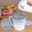 Westmark Rührbecher/Messkanne mit Spritzschutz, Deckel und Ausgießer, Kunststoff, Füllvolumen: 1,4 Liter, Helena, Transparent/Blau, 3105227B, 1 – Pack