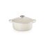 Le Creuset Signature Gusseisen-Bräter mit Deckel, Ø 20 cm, Rund, Für alle Herdarten und Induktion geeignet, Volumen: 2,4 l, 3,092 kg, Meringue, 21177207164430