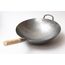 Craft Wok Traditioneller handgehämmerter Wok aus Karbonstahl mit Griff aus Holz und Stahl (Durchmesser 35,6 cm, Rundboden)/731W88