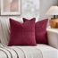 FDTERN 2er Set Weinrot Kordsamt Kissenbezug 65x65 Weich Dekorative Kissenbezüge Kissenhülle Dekokissenbezug Sofakissen Dekokissen Boho Deko für Sofa Schlafzimmer Wohnzimmer Bett