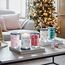 Yankee Candle Signature Duftkerze ; große Tumbler-Kerze mit langer Brenndauer „Snowflake Kisses“ ; Soja-Wachs-Mix ; Perfekte Geschenke für Frauen