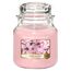 Yankee Candle Duftkerze im Glas (mittelgroß) | Cherry Blossom | Brenndauer bis zu 75 Stunden