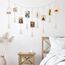 ecooe Foto hängendes Seil DIY Bilderrahmen Wanddekoration Boho Fotoseil mit Quaste, Fotoleine mit 30 Holzklammern und 2 spurlosen Nägeln Fotoaufhängung (100 cm x 60 cm)