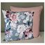 heimtexland ® Outdoorkissen Dekokissen Schmutz- und Wasserabweisend Landhaus Garten Outdoor Kissen Blumen Grau Rosa Typ675